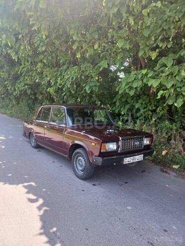 LADA (VAZ) 2107 2006, 86,000 km - 1.6 l - Zaqatala
