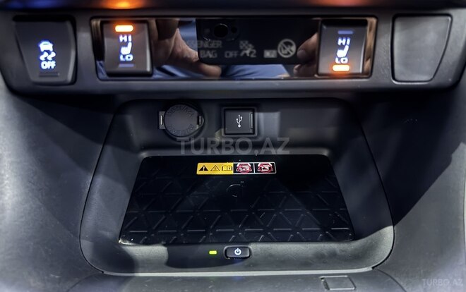 Toyota RAV4 2022, 28,600 km - 2.0 л - Bakı