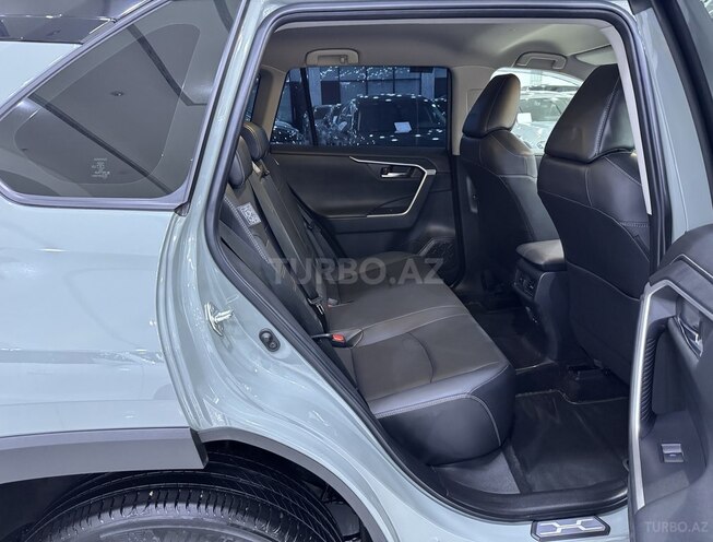 Toyota RAV4 2022, 28,600 km - 2.0 л - Bakı