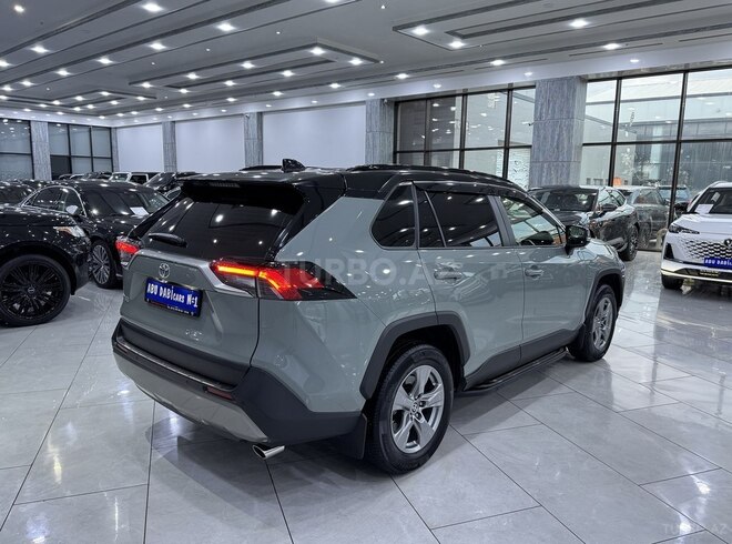 Toyota RAV4 2022, 28,600 km - 2.0 л - Bakı