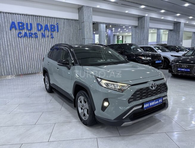 Toyota RAV4 2022, 28,600 km - 2.0 л - Bakı