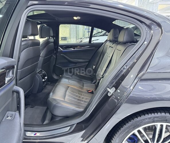 BMW 540 2018, 113,800 km - 3.0 l - Bakı