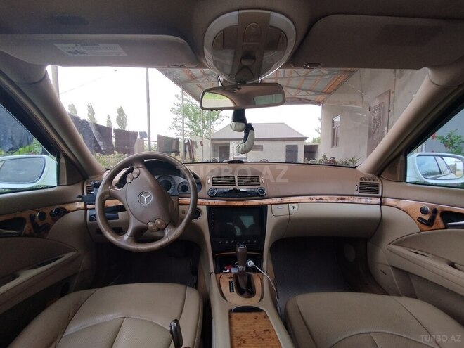 Mercedes E 350 2007, 253,000 km - 3.5 l - Sabirabad