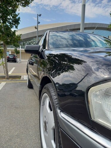Mercedes C 220 1996, 325,418 km - 2.2 л - Bakı