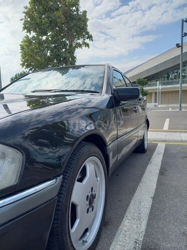 Mercedes C 220 1996, 325,418 km - 2.2 л - Bakı