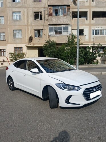 Hyundai Avante 2015, 206,000 km - 1.6 л - Bakı
