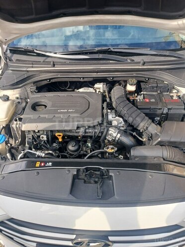 Hyundai Avante 2015, 206,000 km - 1.6 л - Bakı