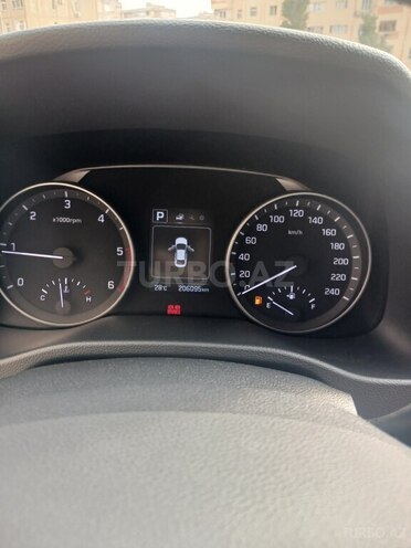 Hyundai Avante 2015, 206,000 km - 1.6 л - Bakı