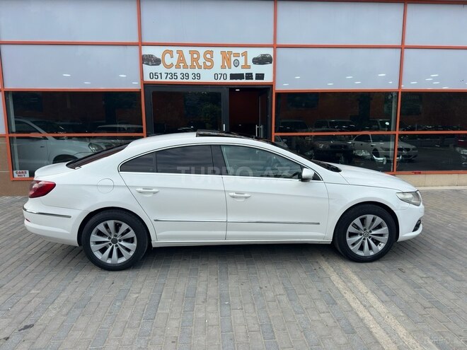 Volkswagen Passat CC-8
