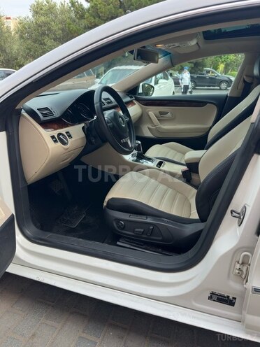 Volkswagen Passat CC-13