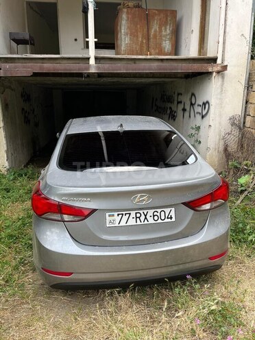 Hyundai Elantra 2014, 135,865 km - 1.8 l - 