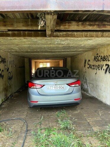 Hyundai Elantra 2014, 135,865 km - 1.8 l - 
