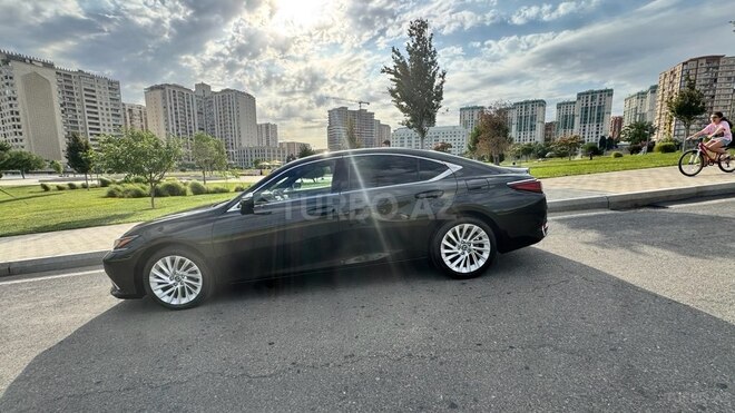Lexus ES 250-7