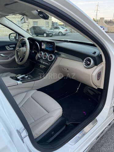 Mercedes C 220 2018, 100,000 km - 2.2 l - Bakı