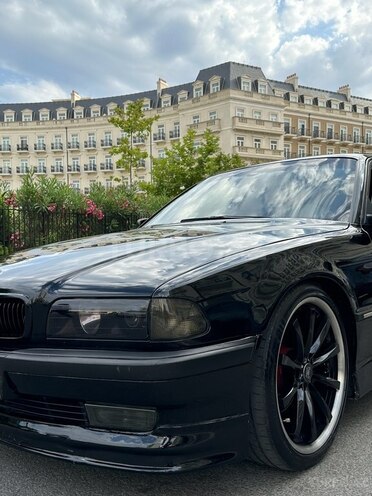 BMW 740 1998, 268,000 km - 4.4 л - Bakı