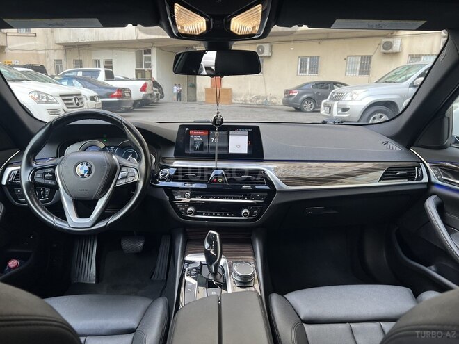 BMW 530e 2018, 92,000 km - 2.0 l - Bakı