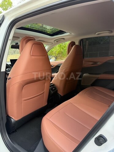 Changan Qiyuan A05 2025, 4,600 km - 1.5 л - Bakı