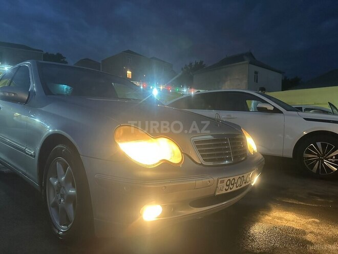Mercedes C 200 2001, 400,000 km - 2.0 l - Bakı