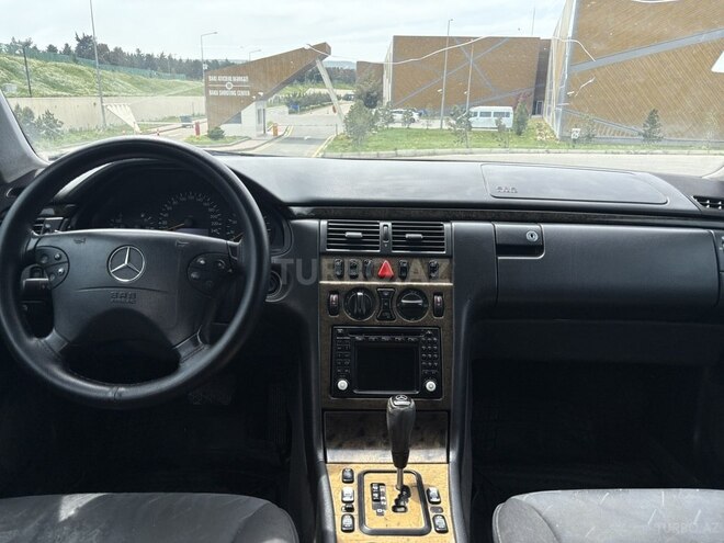 Mercedes E 200 2000, 350,000 km - 2.0 l - Bakı