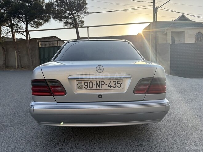 Mercedes E 200 2000, 350,000 km - 2.0 l - Bakı