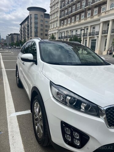 Kia Sorento-8