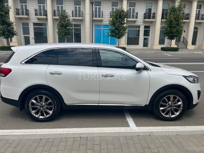 Kia Sorento-9