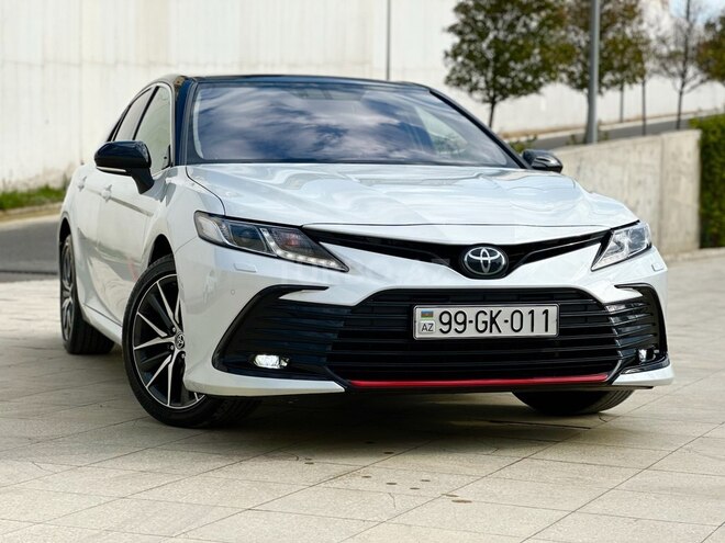 Toyota Camry-1