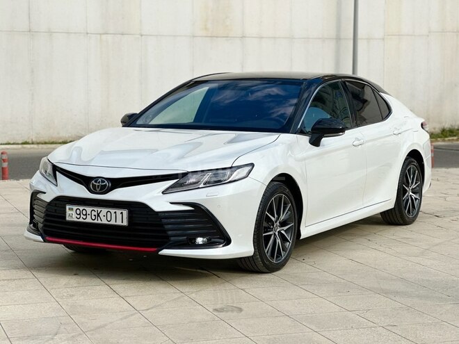 Toyota Camry-3