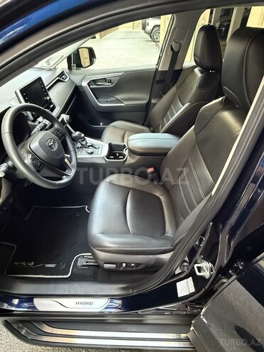 Toyota RAV4 2022, 26,000 km - 2.5 l - Bakı