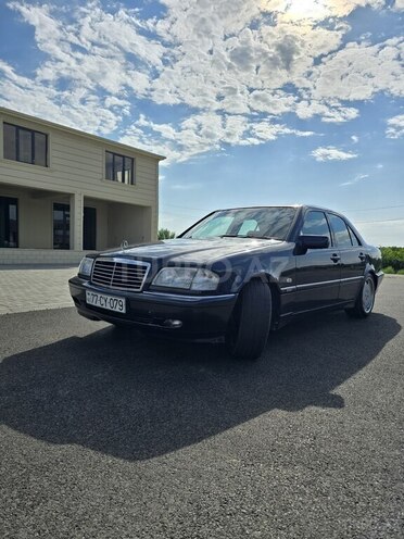 Mercedes C 240 1998, 258,000 km - 2.4 l - Göyçay