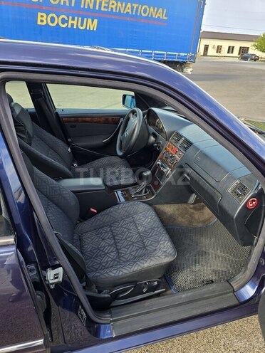 Mercedes C 240 1998, 258,000 km - 2.4 l - Göyçay