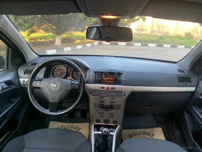 Opel Astra 2007, 200,100 km - 1.4 л - Salyan
