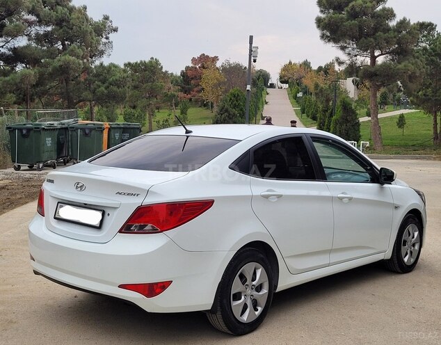 Hyundai Accent 2016, 178,000 km - 1.4 l - Bakı