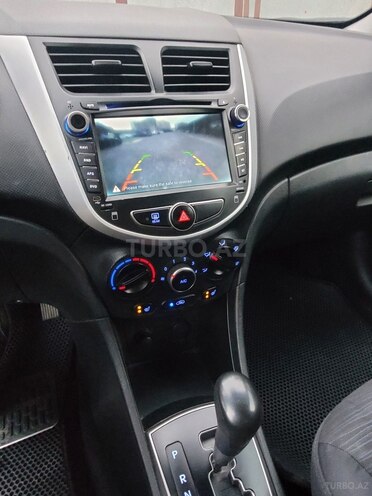 Hyundai Accent 2016, 178,000 km - 1.4 l - Bakı