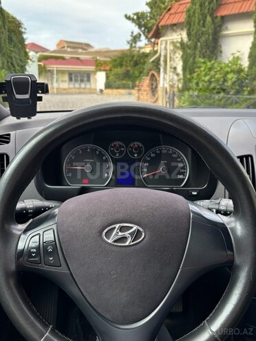 Hyundai i30 2009, 273,596 km - 1.4 l - Bakı