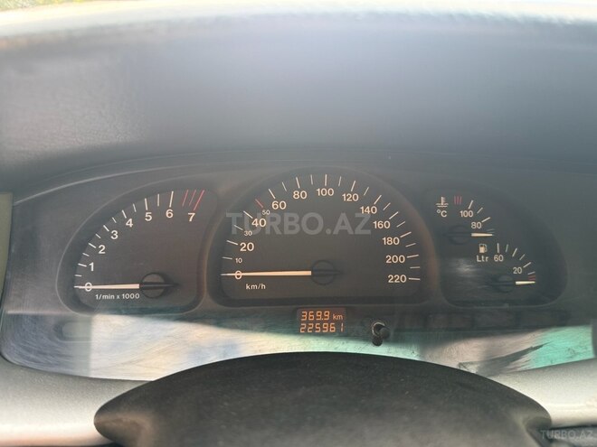 Opel Vectra 1996, 225,000 km - 1.8 l - Bakı