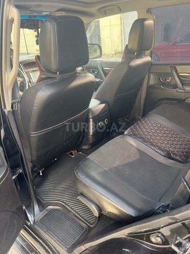 Mitsubishi Pajero 2007, 200,000 km - 3.0 l - Bakı