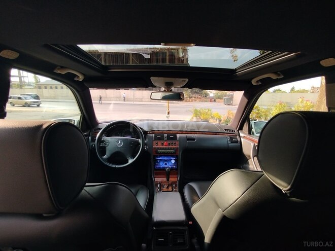 Mercedes E 280 2000, 300,000 km - 2.8 л - Bakı