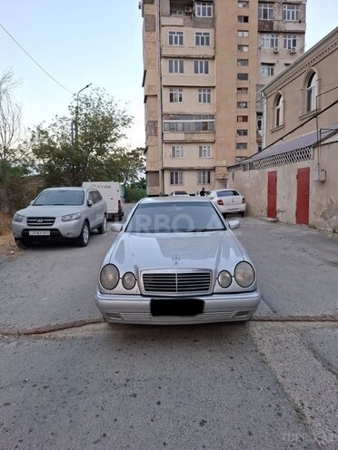 Mercedes E 220 d 1997, 470,000 km - 2.2 l - Bakı