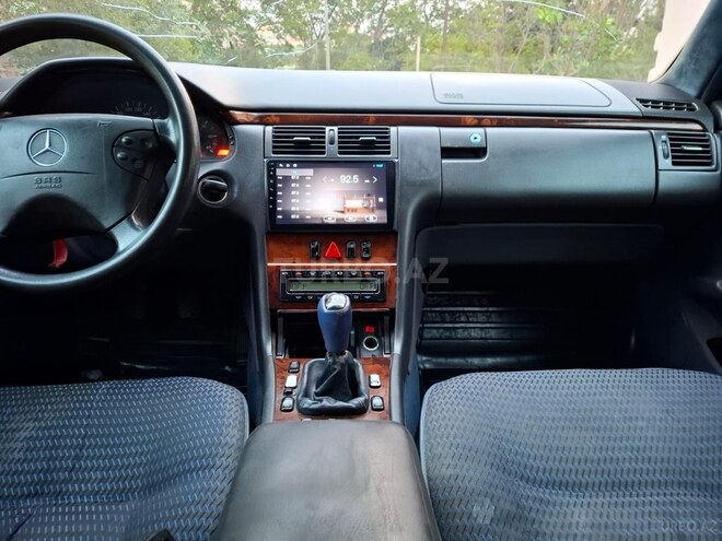 Mercedes E 220 d 1997, 470,000 km - 2.2 l - Bakı