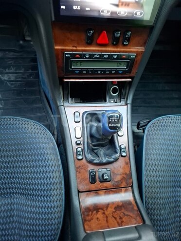 Mercedes E 220 d 1997, 470,000 km - 2.2 l - Bakı