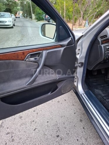 Mercedes E 220 d 1997, 470,000 km - 2.2 l - Bakı