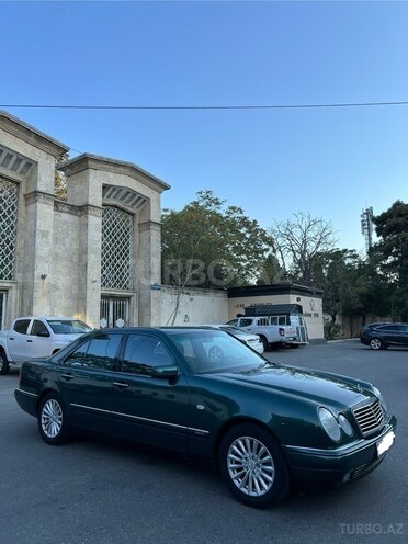 Mercedes E 200 1998, 340,000 km - 2.0 l - Bərdə