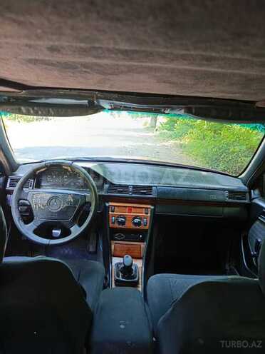 Mercedes E 250 1992, 656,217 km - 2.5 l - Masallı
