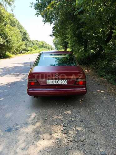 Mercedes E 250 1992, 656,217 km - 2.5 l - Masallı