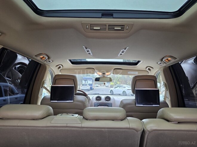 Mercedes GL 550-16