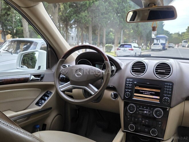Mercedes GL 550-14