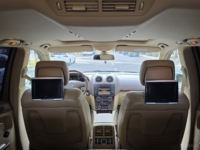 Mercedes GL 550-15