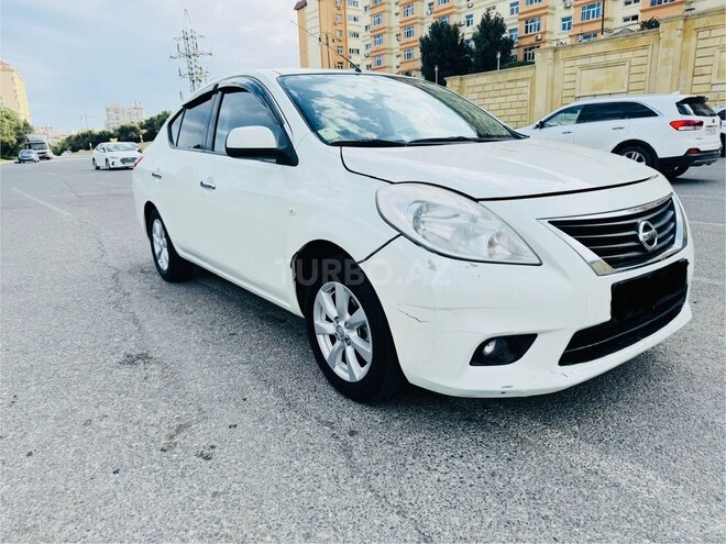 Nissan Sunny-2