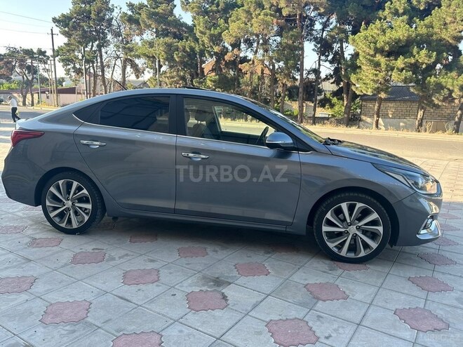 Hyundai Accent 2018, 150,752 km - 1.6 л - Tovuz